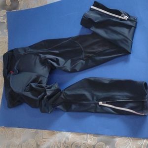 Rion padded black bicycle pants size medium.. like new unisex